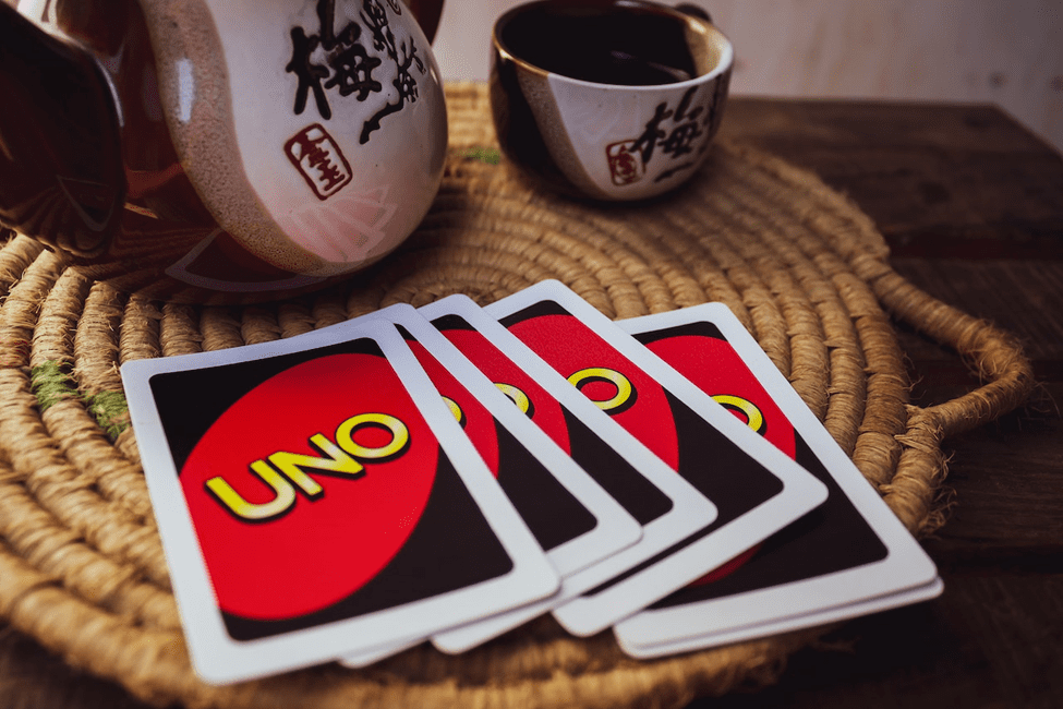 Uno cards